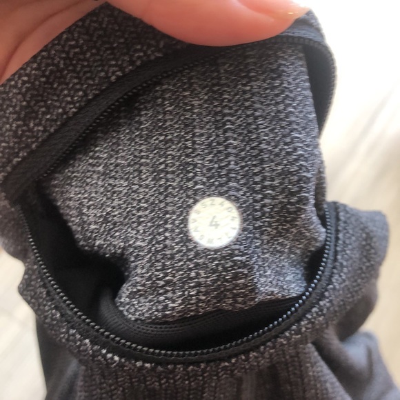 Lululemon Fast and Free Leggings Size 4 - Picture 5 of 5